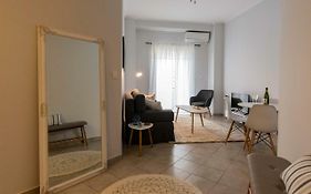 Avra Apartment